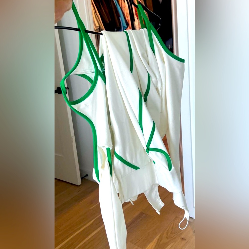 SOLD NWOT Maniere Devoir green and white pant set
